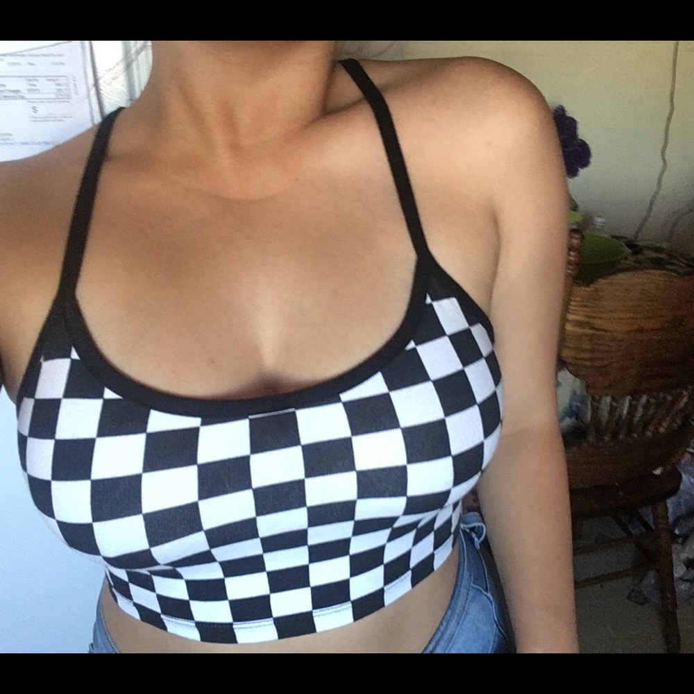 Checkered crop top 🏁